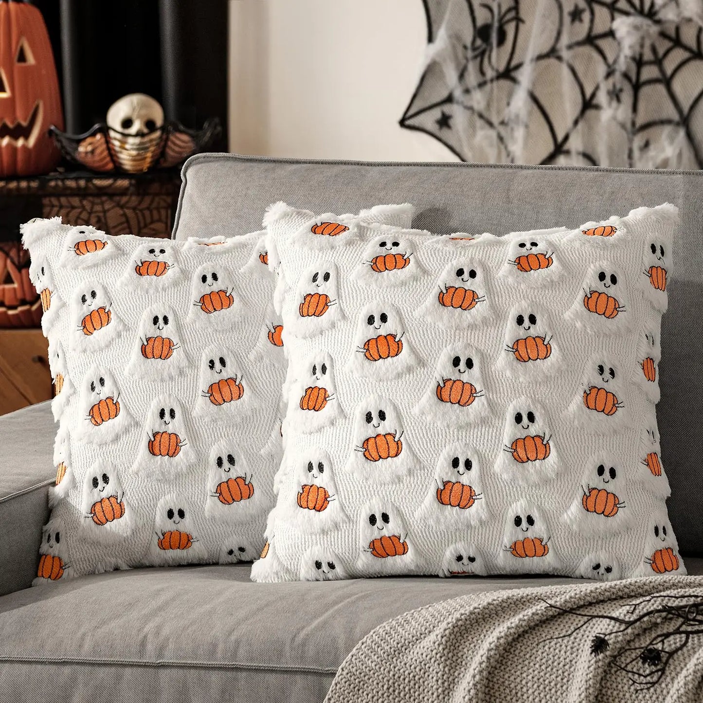 Fall Halloween Throw Pillow Covers 18x18 Decorative Pumpkin Pattern Pillowcase Soft Plush Faux Wool Cushions for Home Sofa Couch