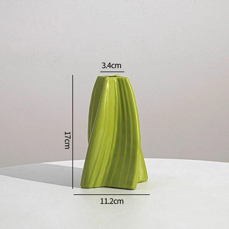 Nordic Vase Imitation Ceramic Flower Bottle Decorative Flowerpot Flower Arranging Ornament Plastic Home Plant Pot Wedding decor