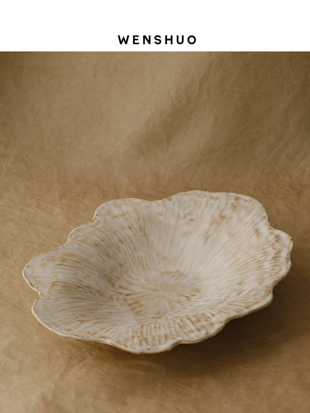 Rustic Ceramic Petal Plate Deep Salad Bowl for Home Use Versatile Pasta And Fruit Dish Creative Western Dining Plate