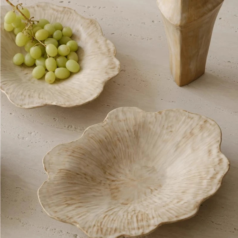 Rustic Ceramic Petal Plate Deep Salad Bowl for Home Use Versatile Pasta And Fruit Dish Creative Western Dining Plate