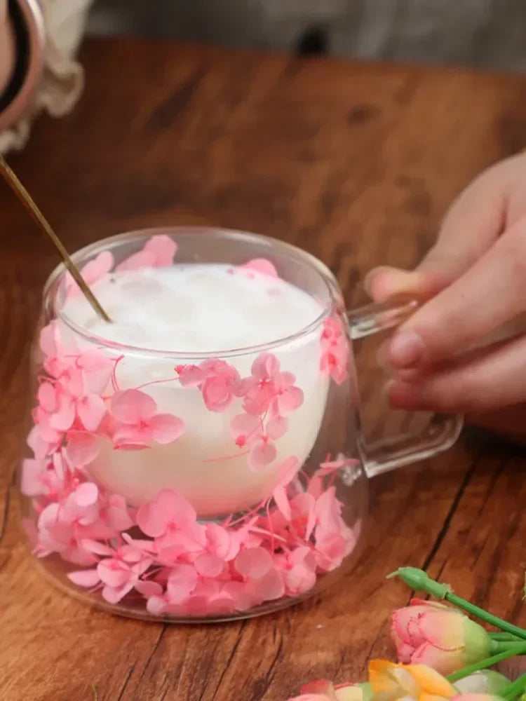 Double Wall High Borosilicate Clear Glass Cup Dried Flowers Glass Tea Cup Coffee Mug with Handle Heat Resistant Tea Cups